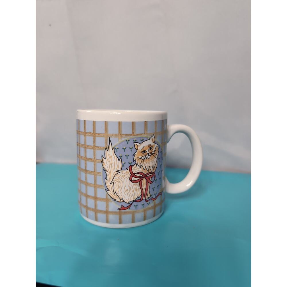 Norcrest Ceramic Cat Mug Holiday Bow